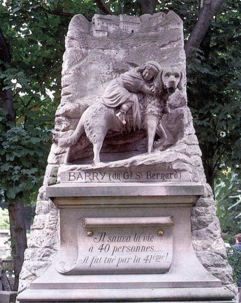 Памятник собаке - спасателю Барри во Франции 