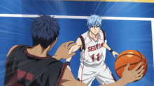 Kuroko misdirects Aomine&#039;s gaze